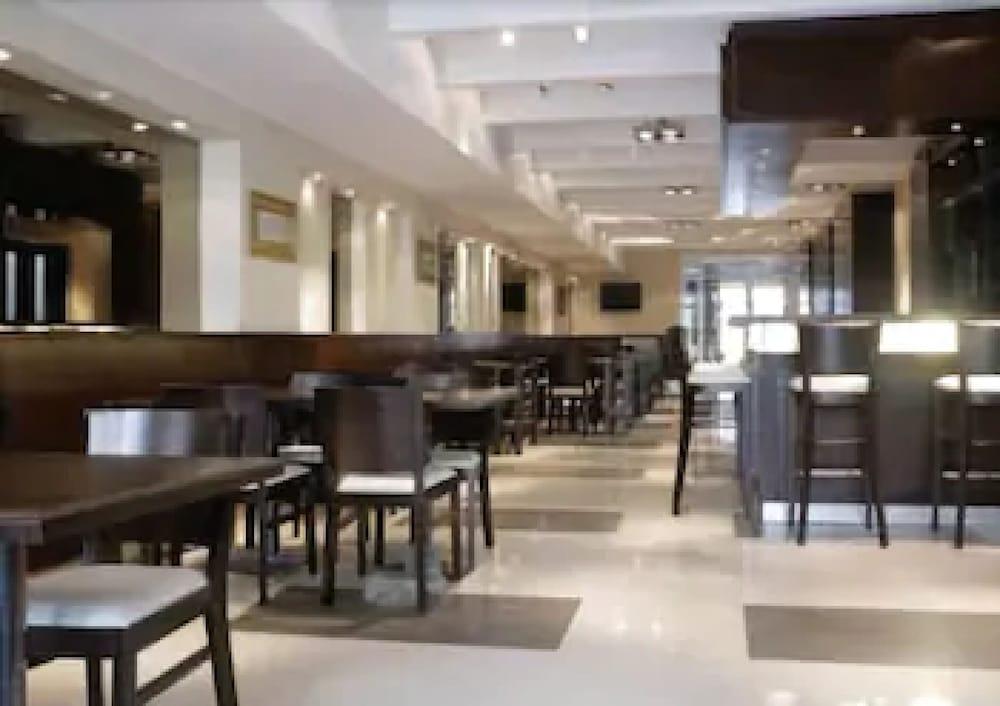 Hotel Presidente Peron Buenos Aires Ngoại thất bức ảnh